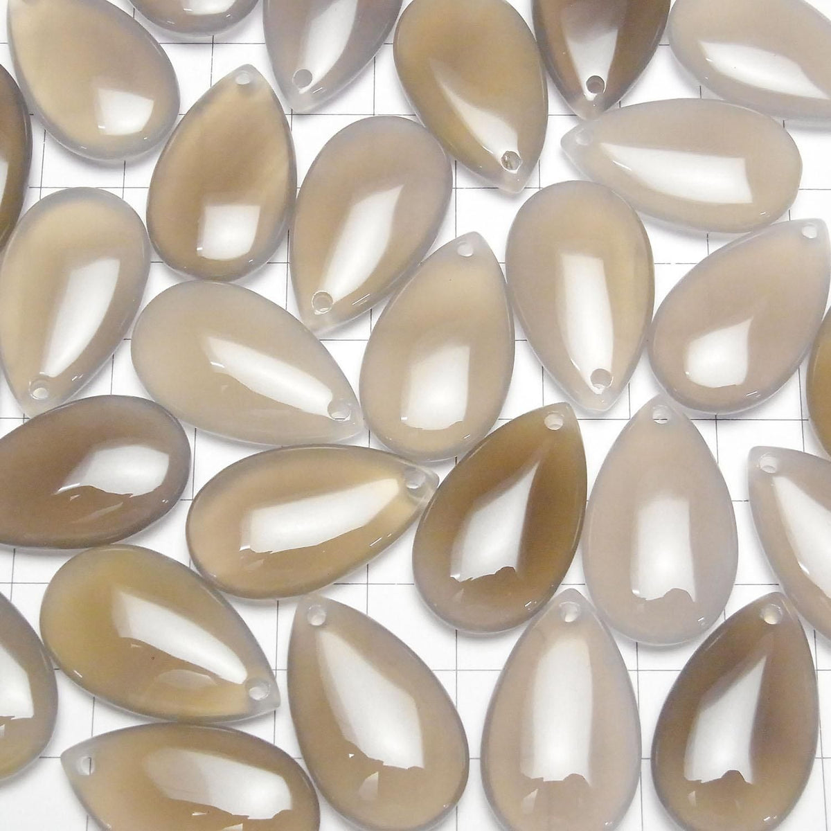 Gray Onyx AAA Pear Shape 30x18mm 2pcs