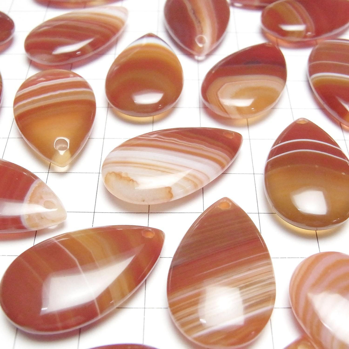 Carnelian, Sardonyx Pear shape 30x18mm 2pcs
