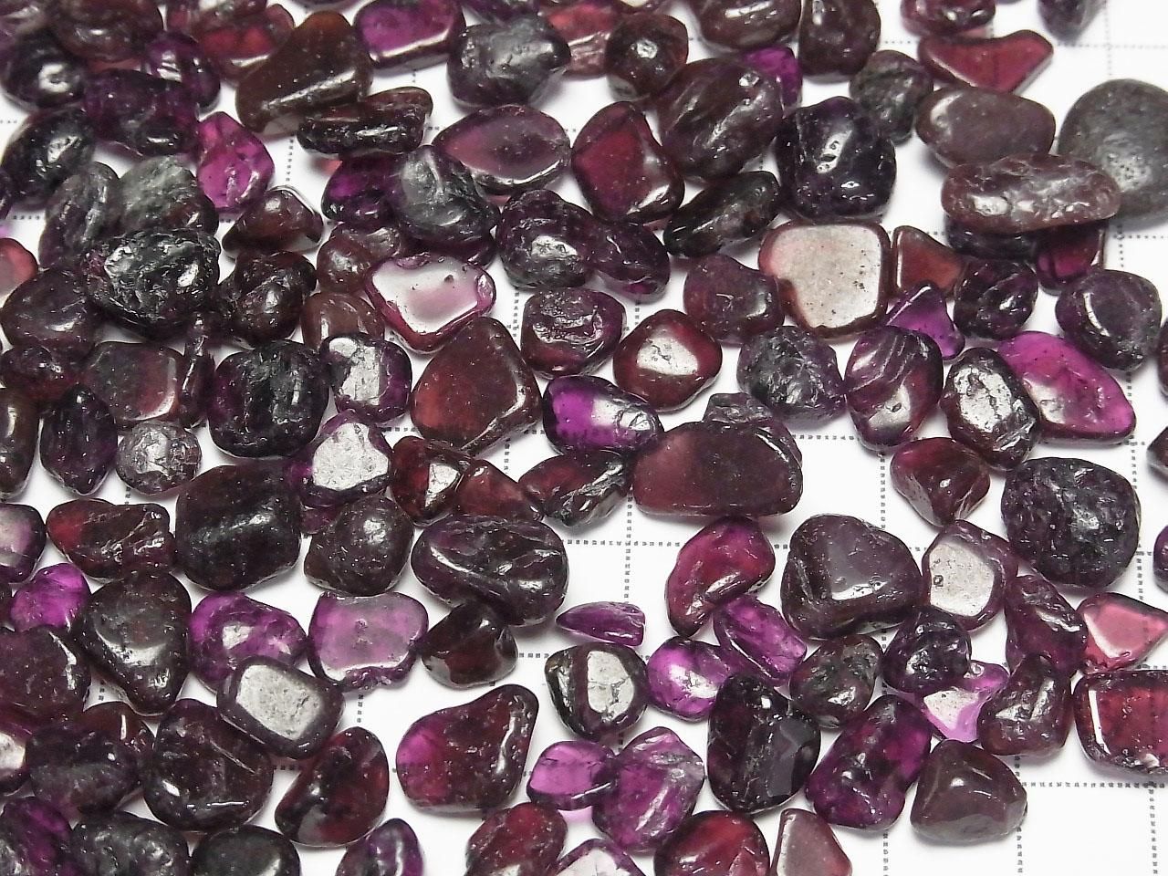 Rhodolite Garnet AA+ Undrilled Chips 100 grams