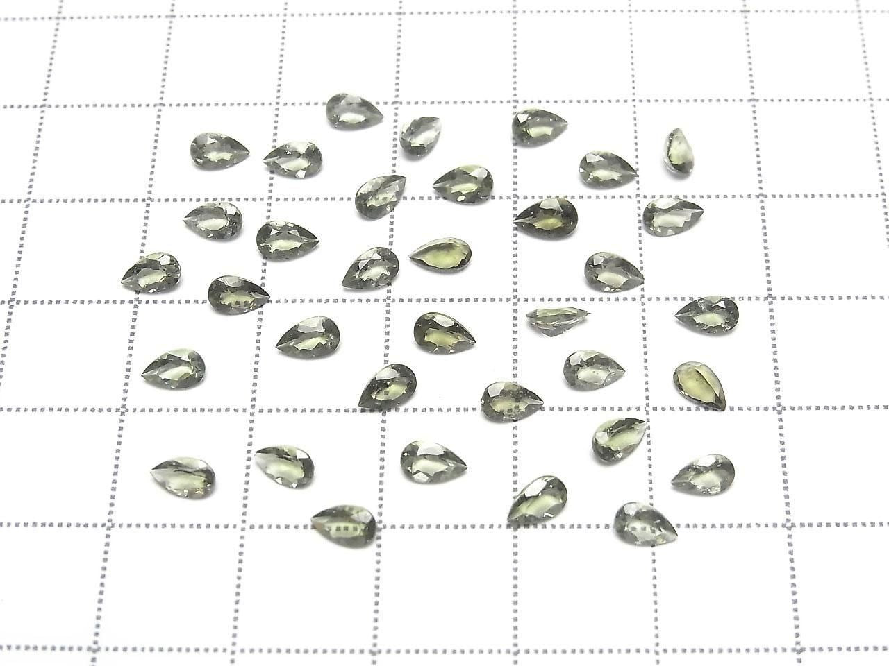 High Quality Moldavite AAA Loose Stone Pear shape Faceted 5x3mm 2pcs