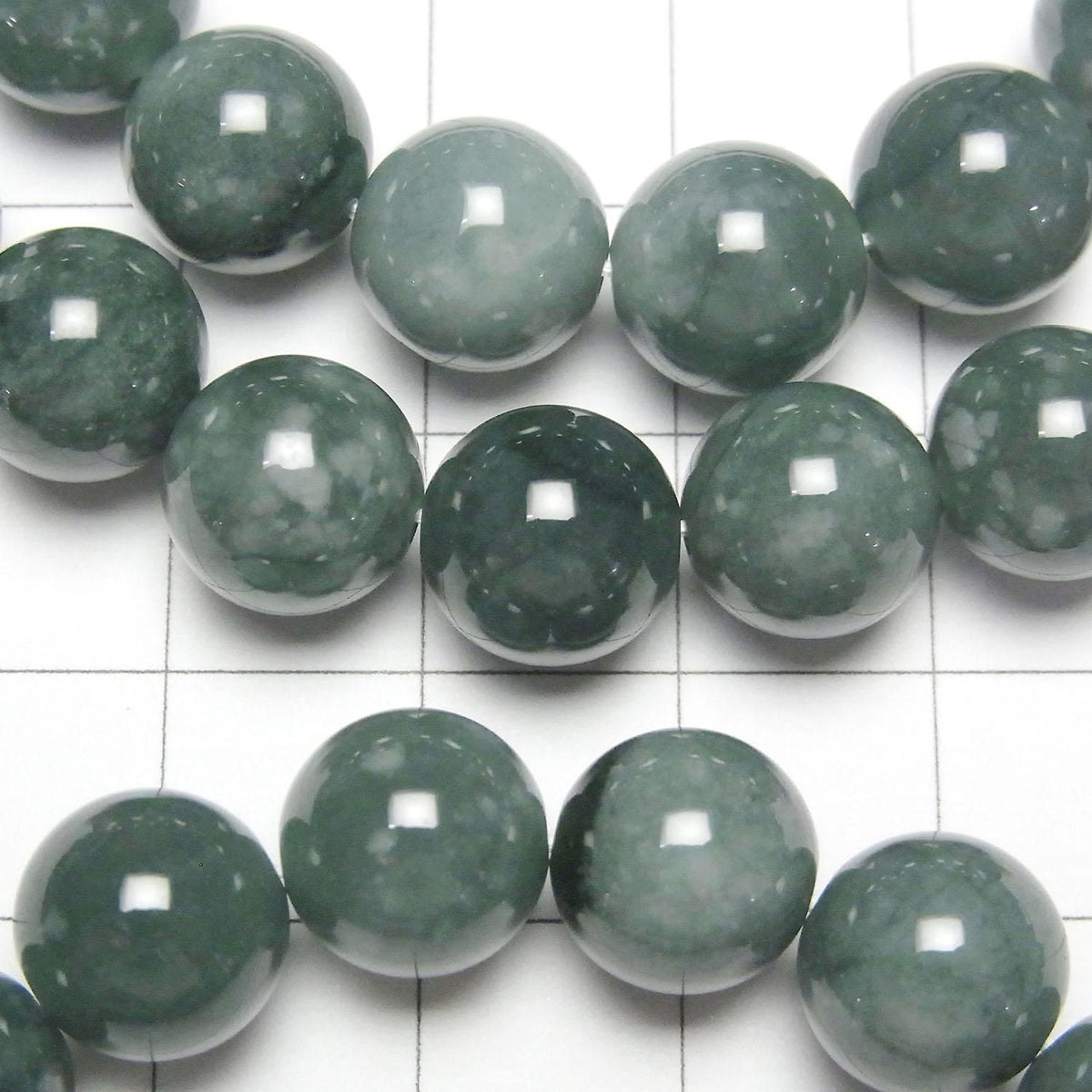 Guatemalan Jadeite Round 10mm 1strand beads (Bracelet)