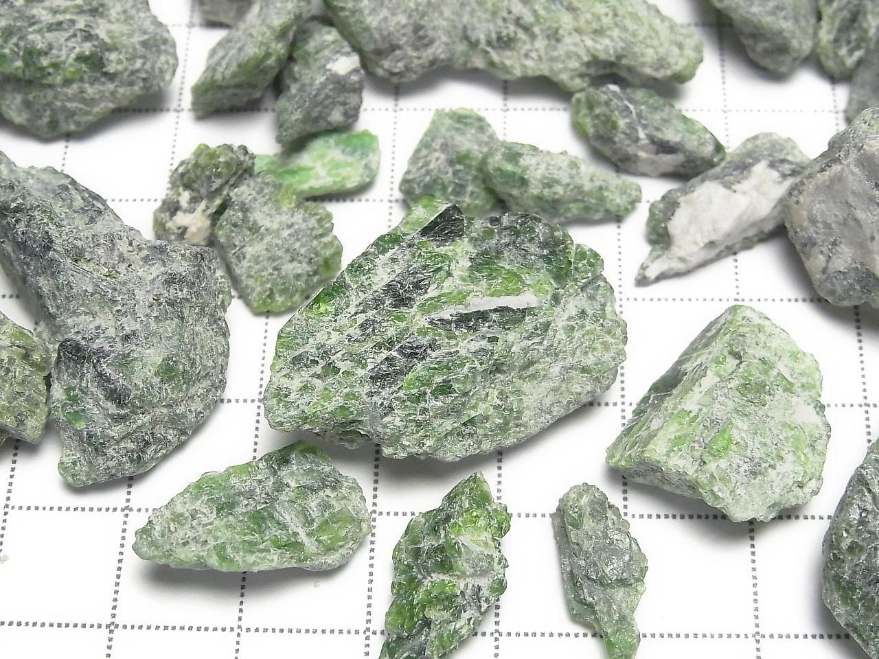 Chrome Diopside Undrilled Rough Rock 100 grams