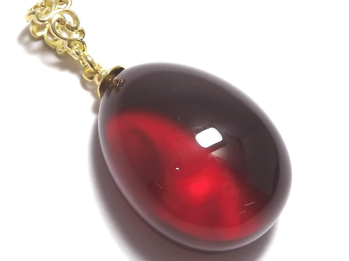 Amber Red Color Pendant 18KGP NO.20 [One of a kind]