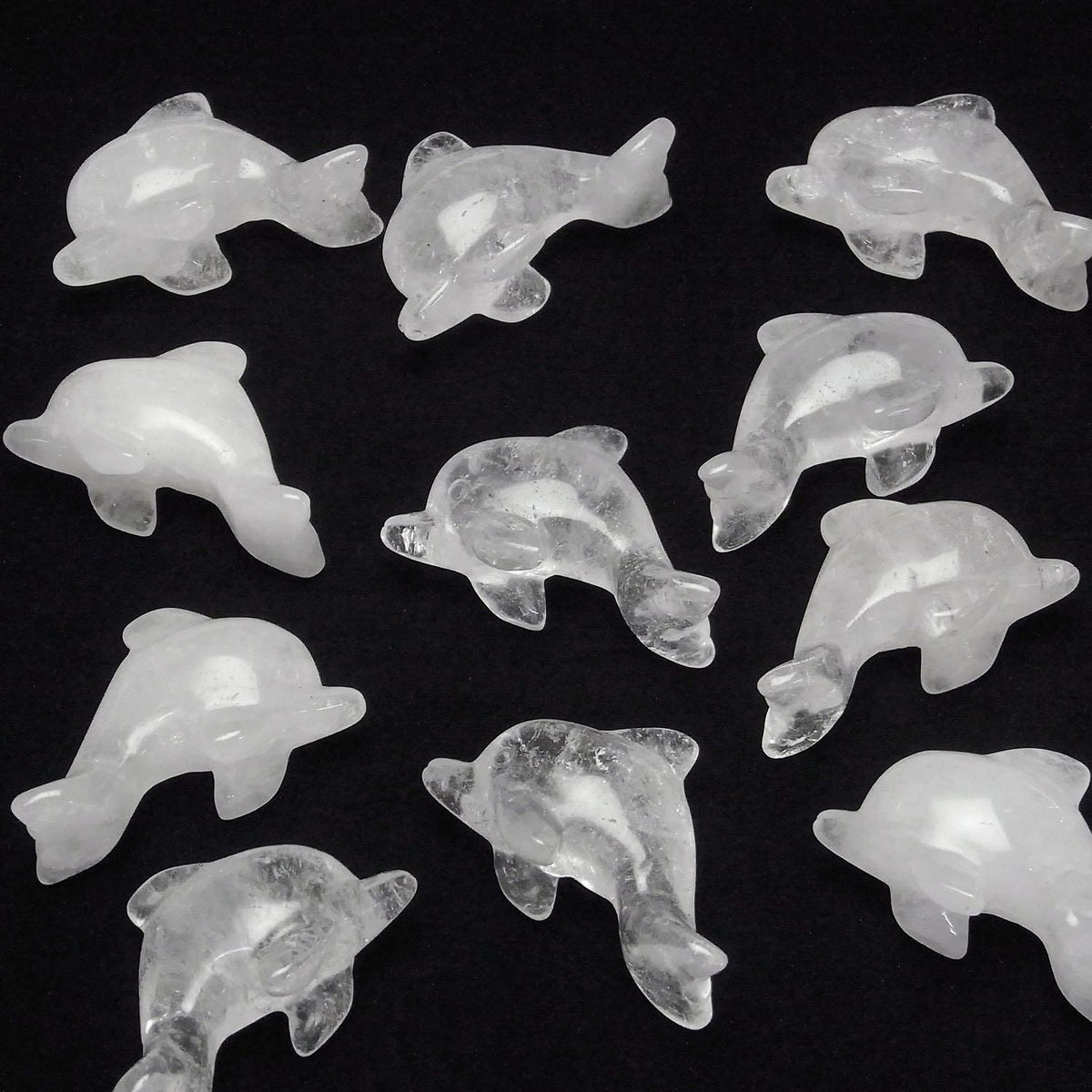 Pakistani Himalayan Quartz AA Dolphin Motif 30x48x18mm 1pc