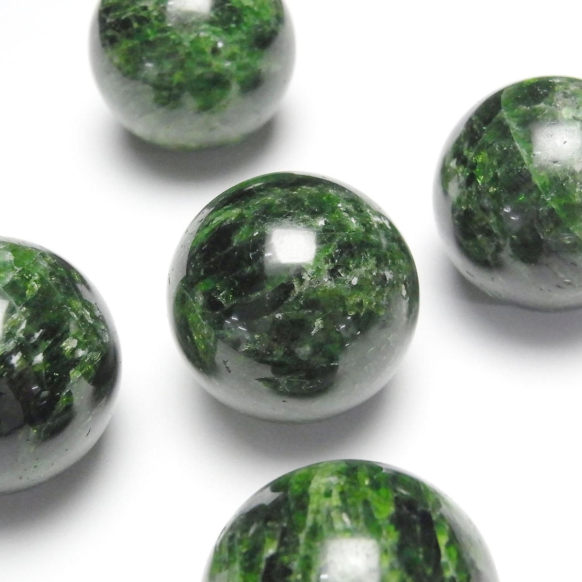 Chrome Diopside AA+ Sphere, Round 30mm 1pc
