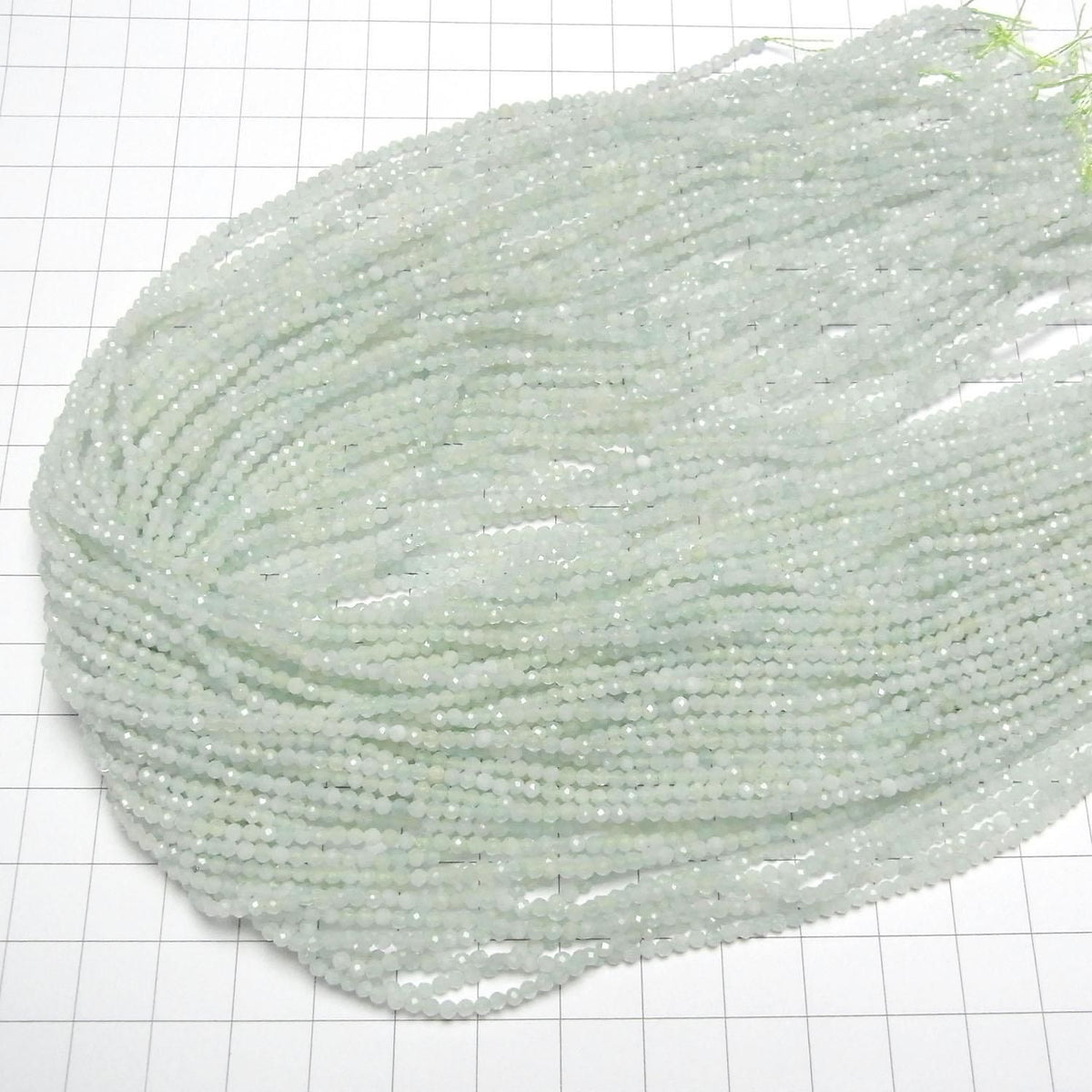 Green Beryl AA++ Faceted Round 2mm 1strand beads (aprx.15inch/37cm)High Quality!