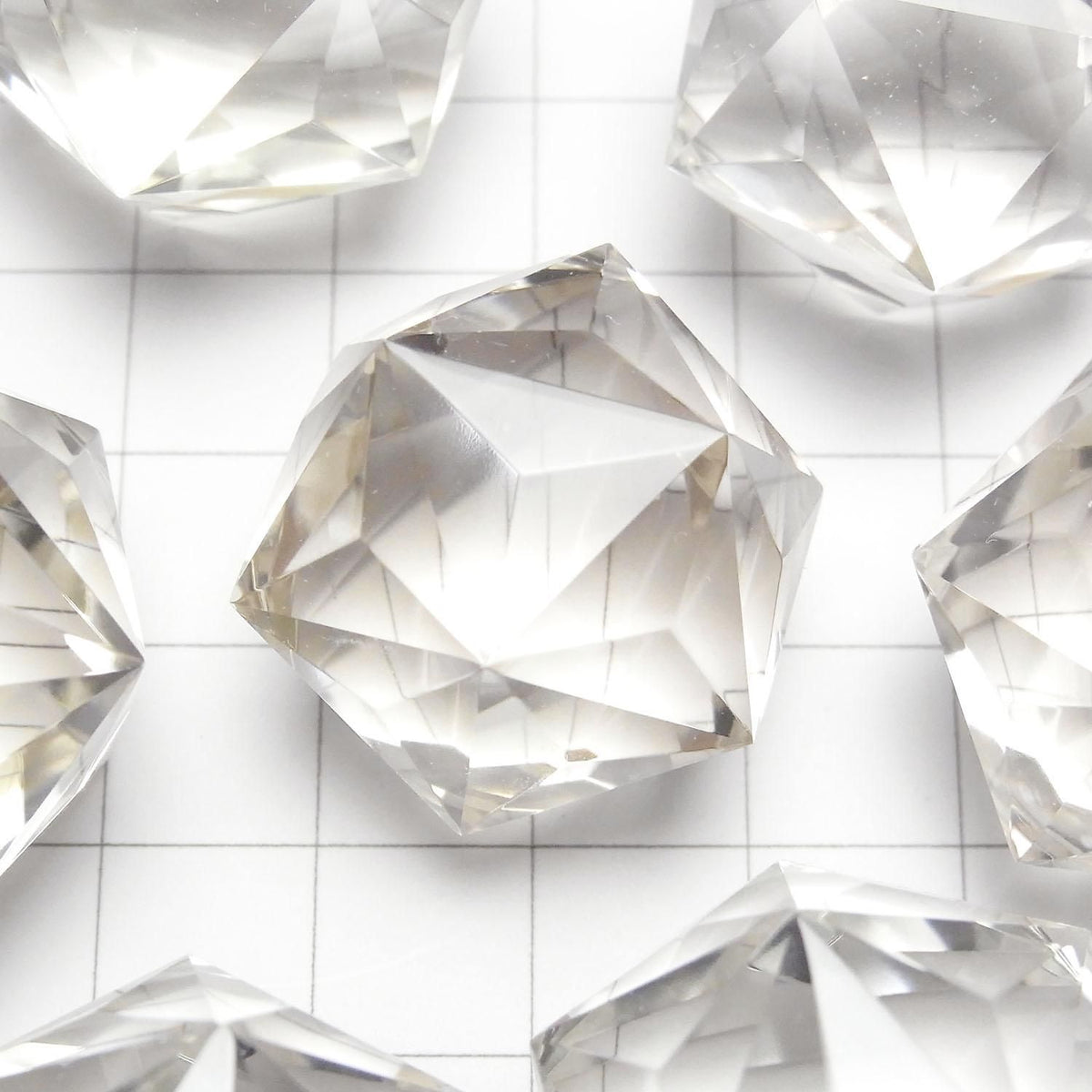 Crystal AAA Star Round Cut [Smoky Color] 1pc