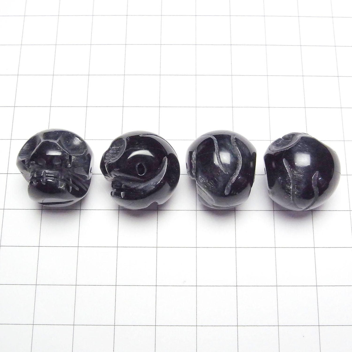 Blue Tiger's Eye AAA- Skull with 20mm side hole 1pc