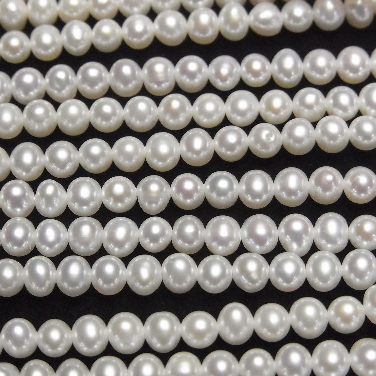 Fresh Water Pearl AA++ White Potato 4mm 1strand beads (approx. 15 inches/38 cm)