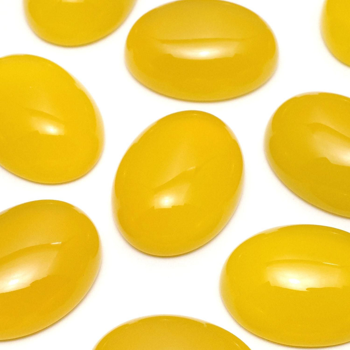 Yellow Chalcedony AAA Oval Cabochon 20x15mm 2pcs