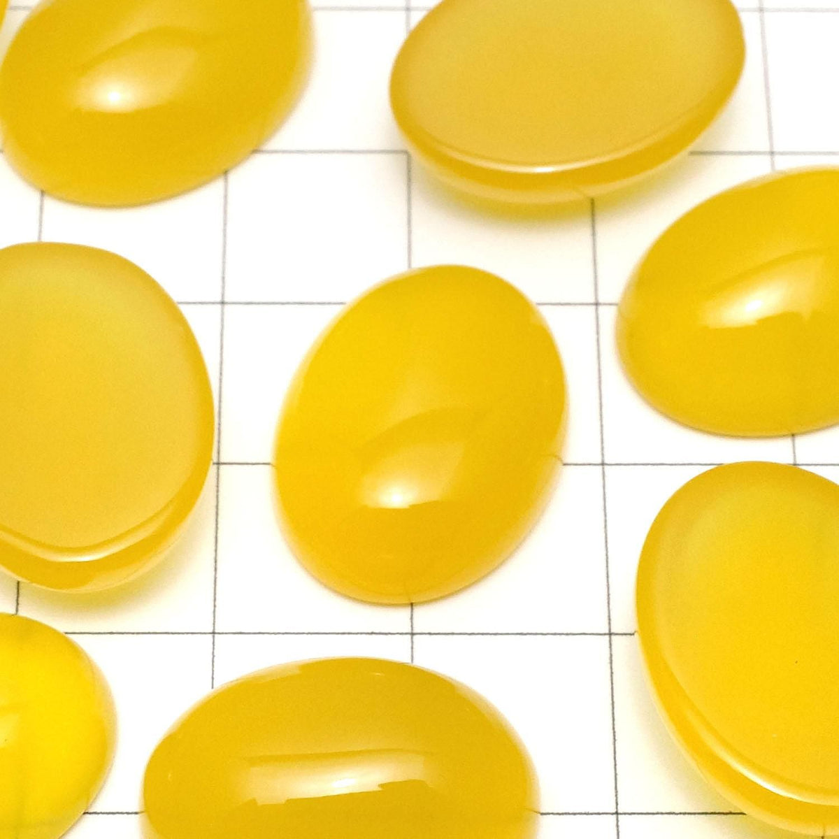 Yellow Chalcedony AAA Oval Cabochon 20x15mm 2pcs