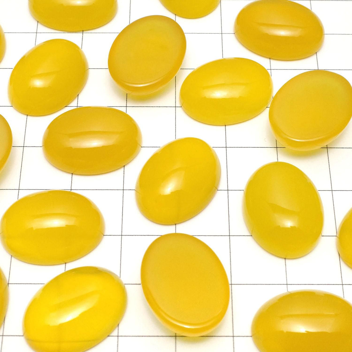 Yellow Chalcedony AAA Oval Cabochon 20x15mm 2pcs
