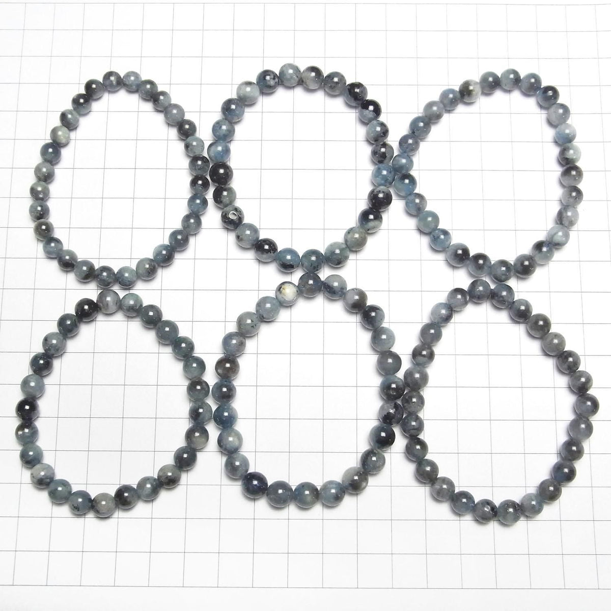 Black Aquamarine AA+ Round 6mm 1strand beads (Bracelet)
