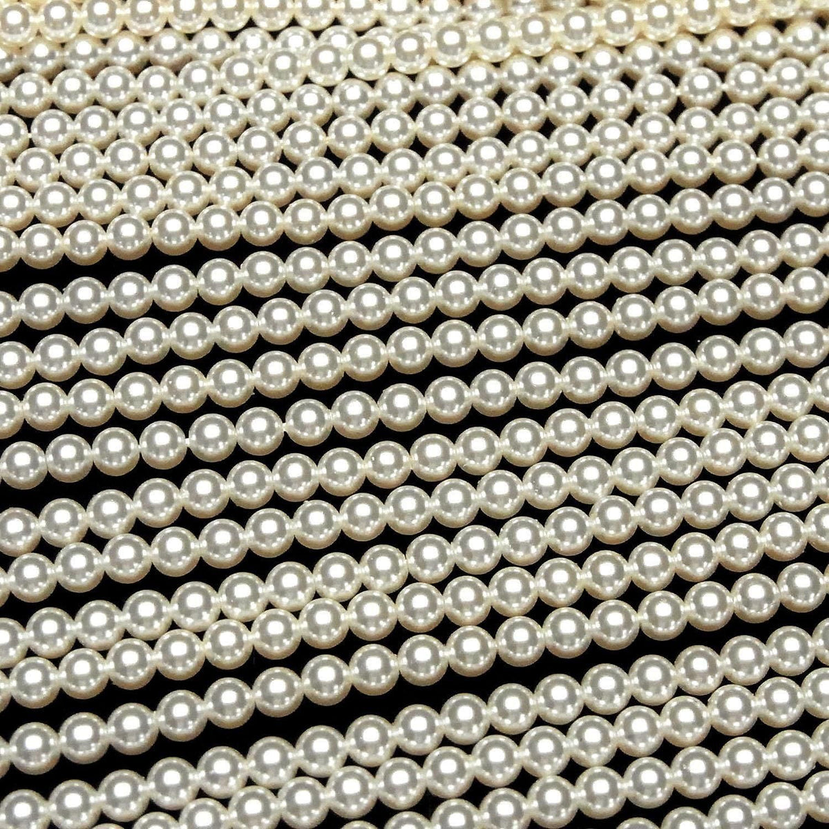 Glass pearls round 4mm [off-white] 1strand beads (approx. 15 inches/38 cm)