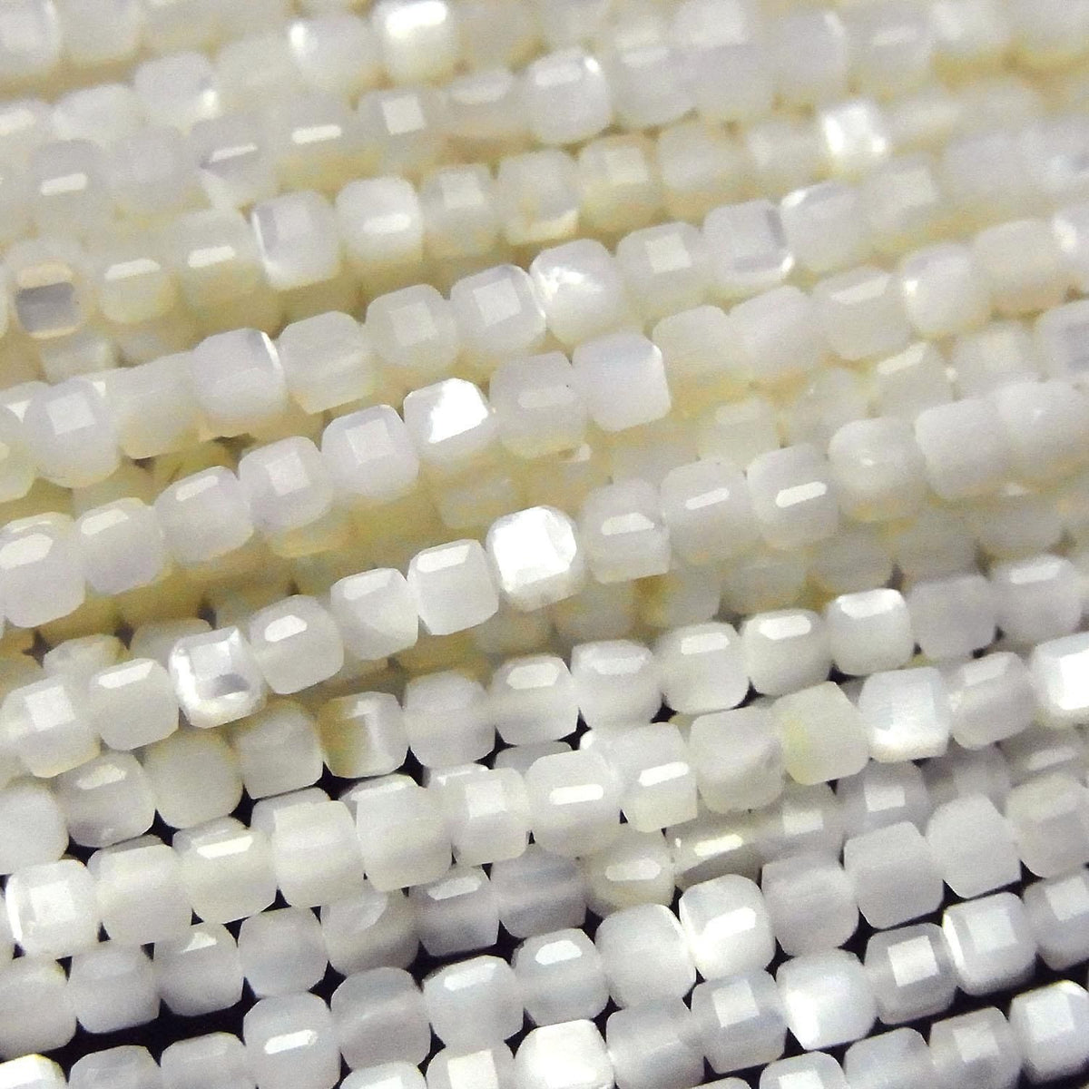 Mother of Pearl (MOP) White Cube Shape 2x2x2mm 1strand beads (approx. 14inch/35cm) High Quality!