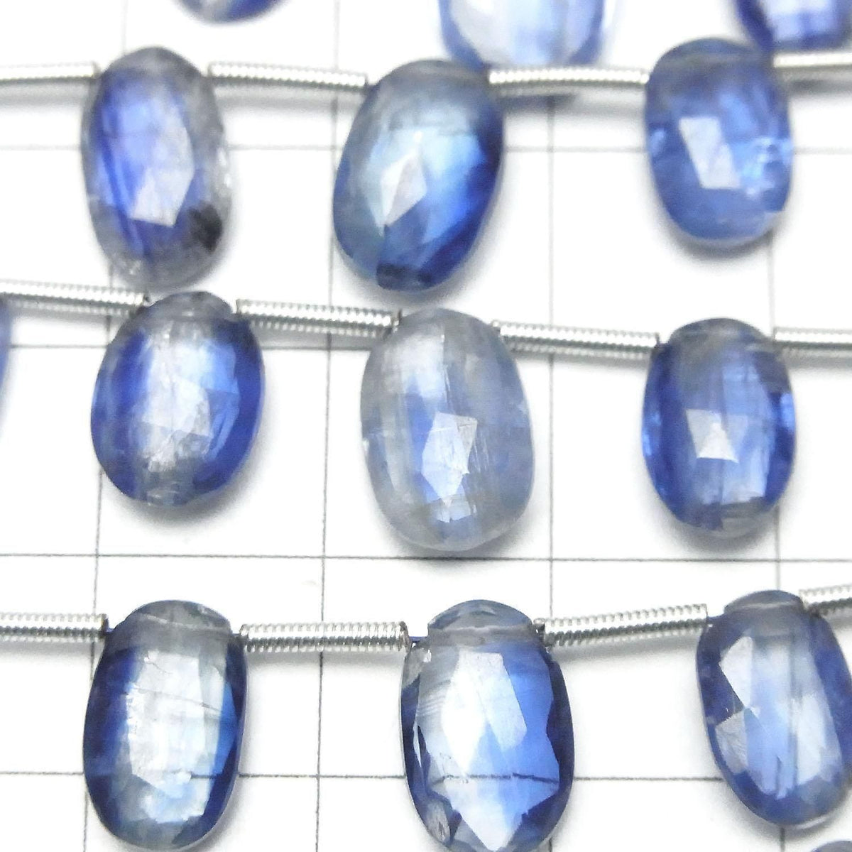 Kyanite AA++ Faceted Oval Top Side Drilled Hole [Light color] half or 1strand beads (15pcs)