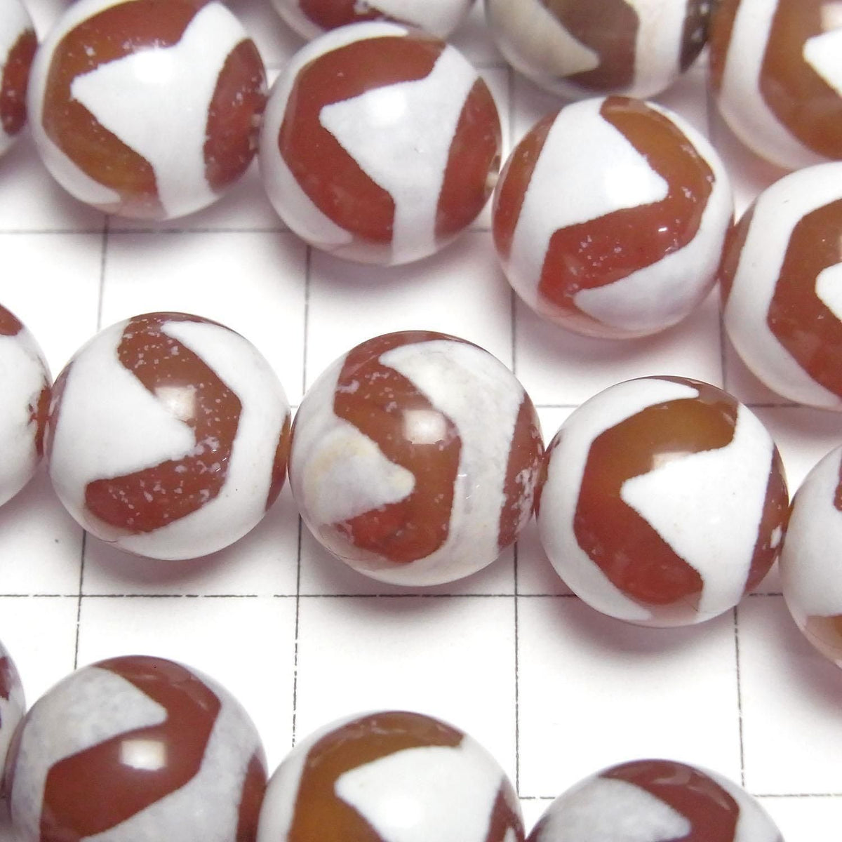 Tiger Tooth Dzi Bead (Koga Tenju) Round 12mm Red-Brown 1strand beads (approx. 12 inches/30 cm)