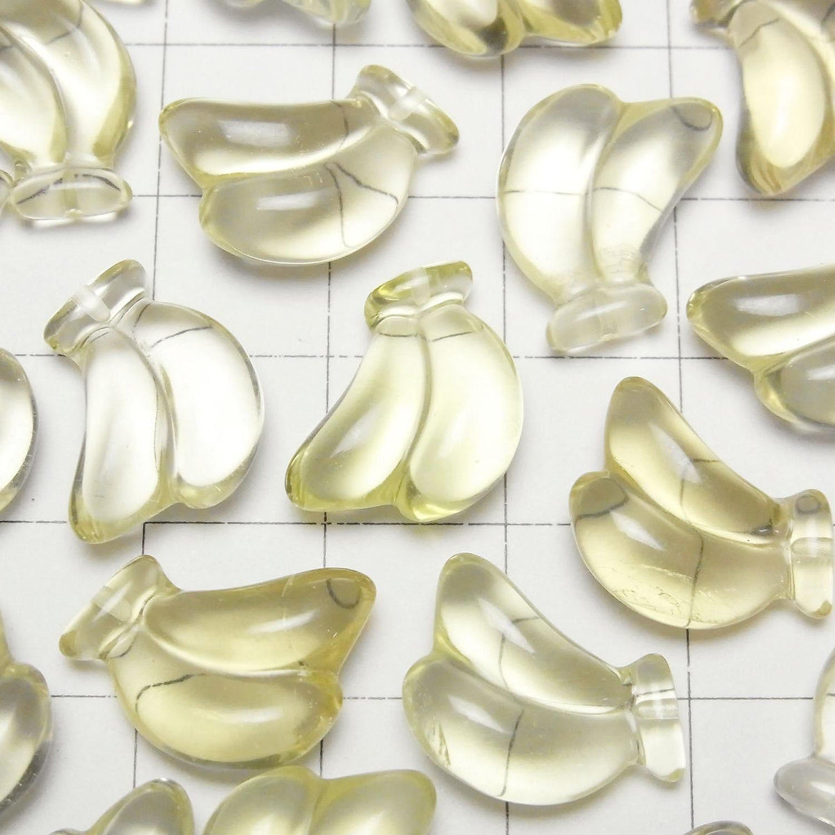Lemon Quartz AAA Banana Motif 15x14mm [Half Drilled Hole] 1pc