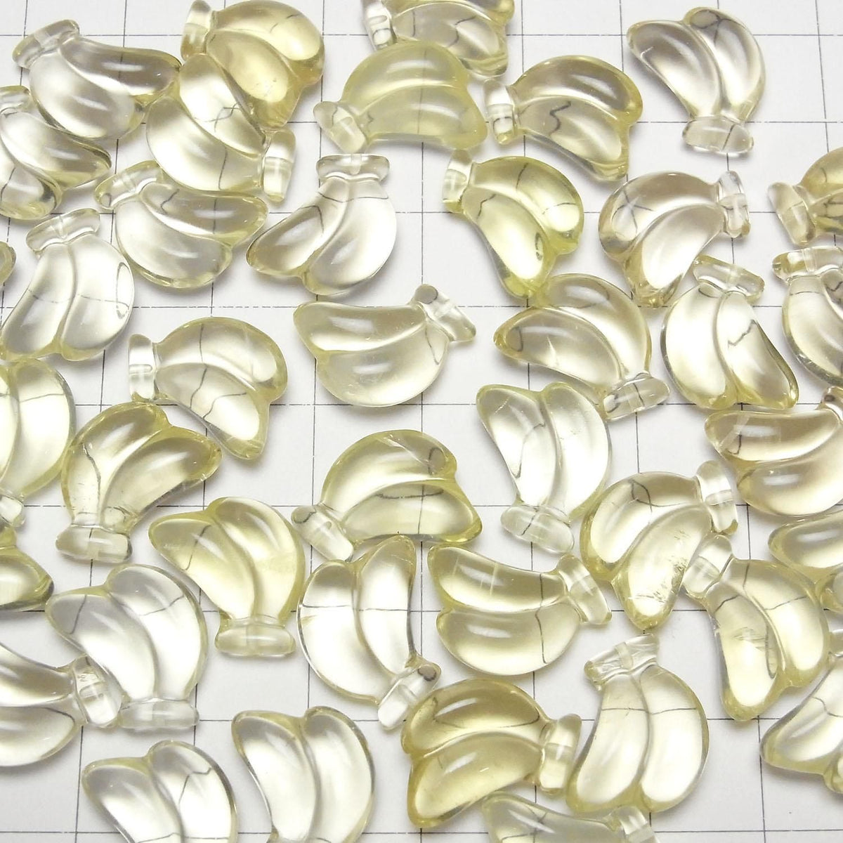 Lemon Quartz AAA Banana Motif 15x14mm [Half Drilled Hole] 1pc