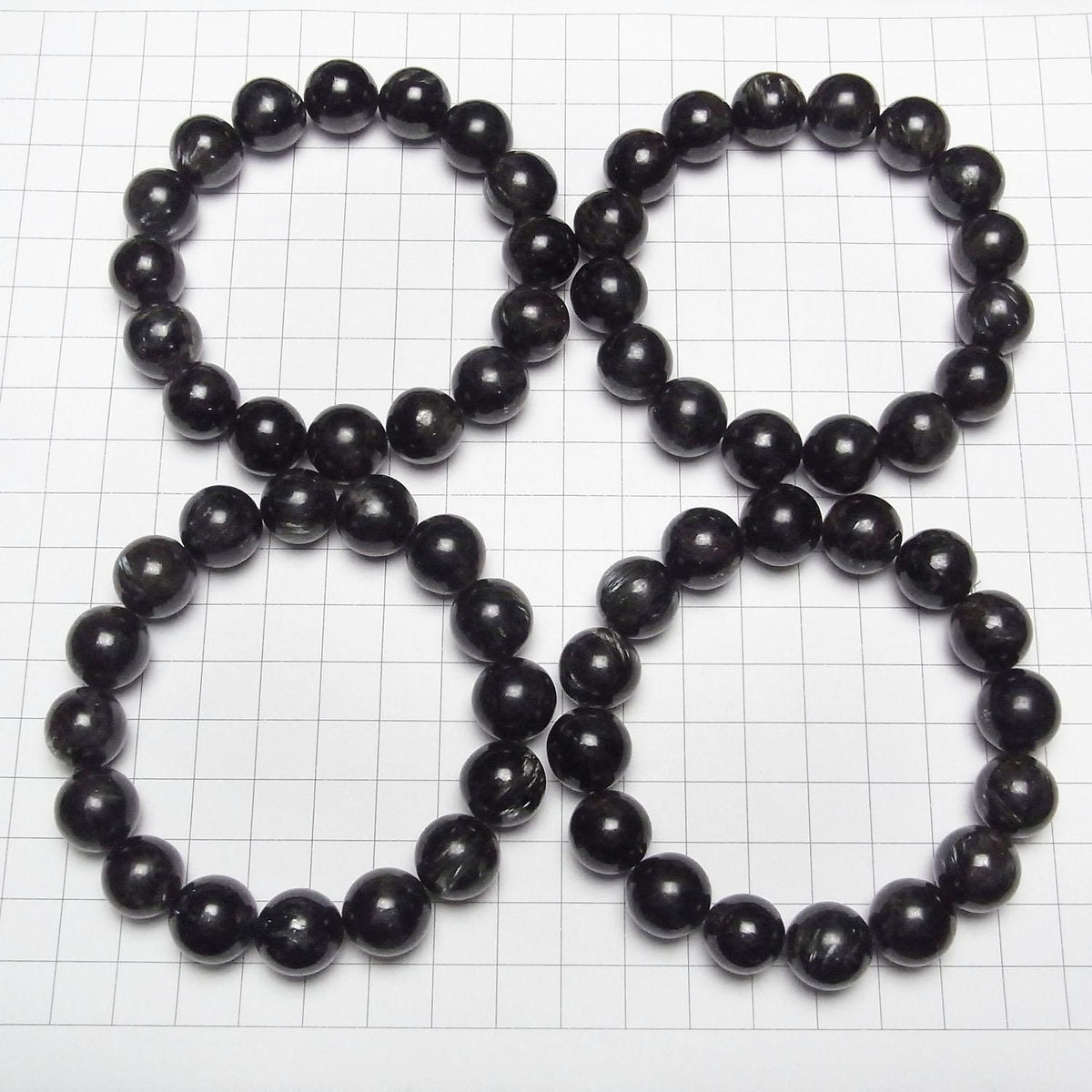 Nuummite Round 14mm 1strand beads (Bracelet)