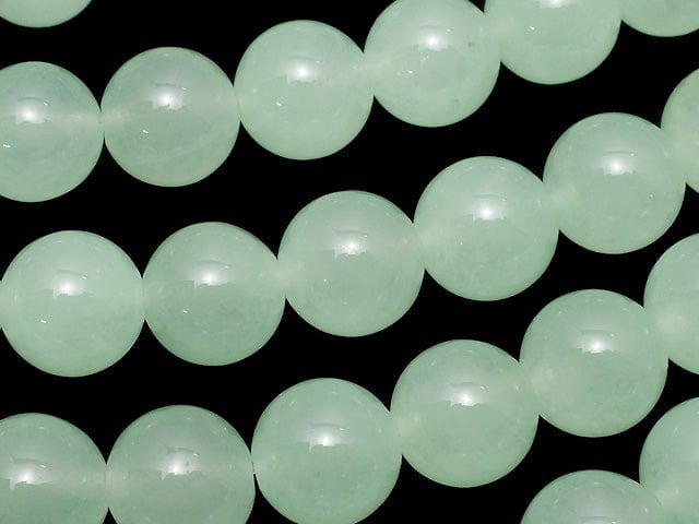 1strand $5.79! Pastel Green Color Jade (Clear Type) Round 10mm 1strand beads (aprx.15inch / 37cm)