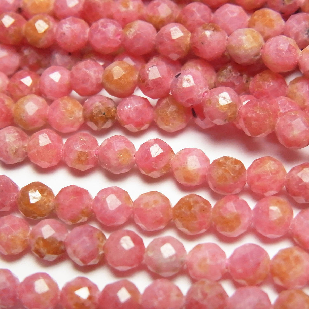 High Quality! Rhodonite AA++ Faceted Round 4mm 1strand beads (aprx.15inch / 37cm)