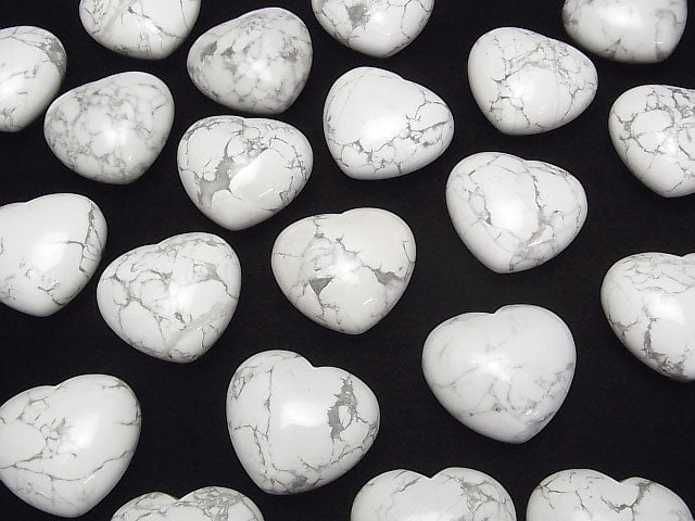 [Video] Howlite Magnesite Undrilled Heart 40x45mm 1pc