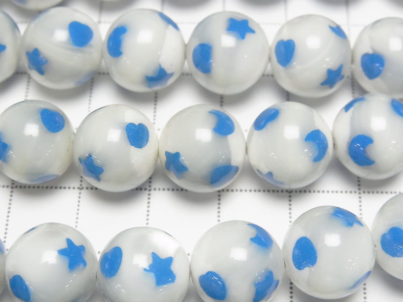 1strand $7.79! Print in! Mother of Pearl MOP White Round 12mm [Light Blue] 1strand beads (aprx.15inch / 37cm)