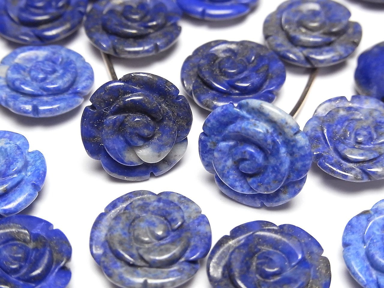 Lapis-lazuli AA Rose 15mm [Trou semi-percé] 2 pièces