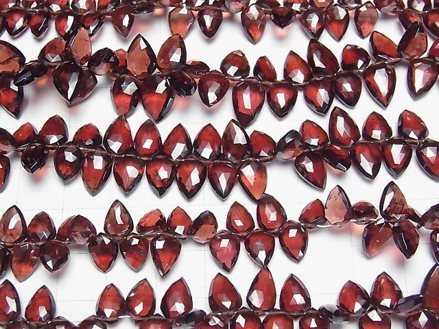 [Video] High Quality Mozambique Garnet AAA- Deformed Pear shape Faceted Briolette half or 1strand beads (aprx.8inch/21cm)