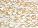 [Video]Mother of Pearl MOP Beige Oval 18x13mm 1strand beads (aprx.15inch/36cm)