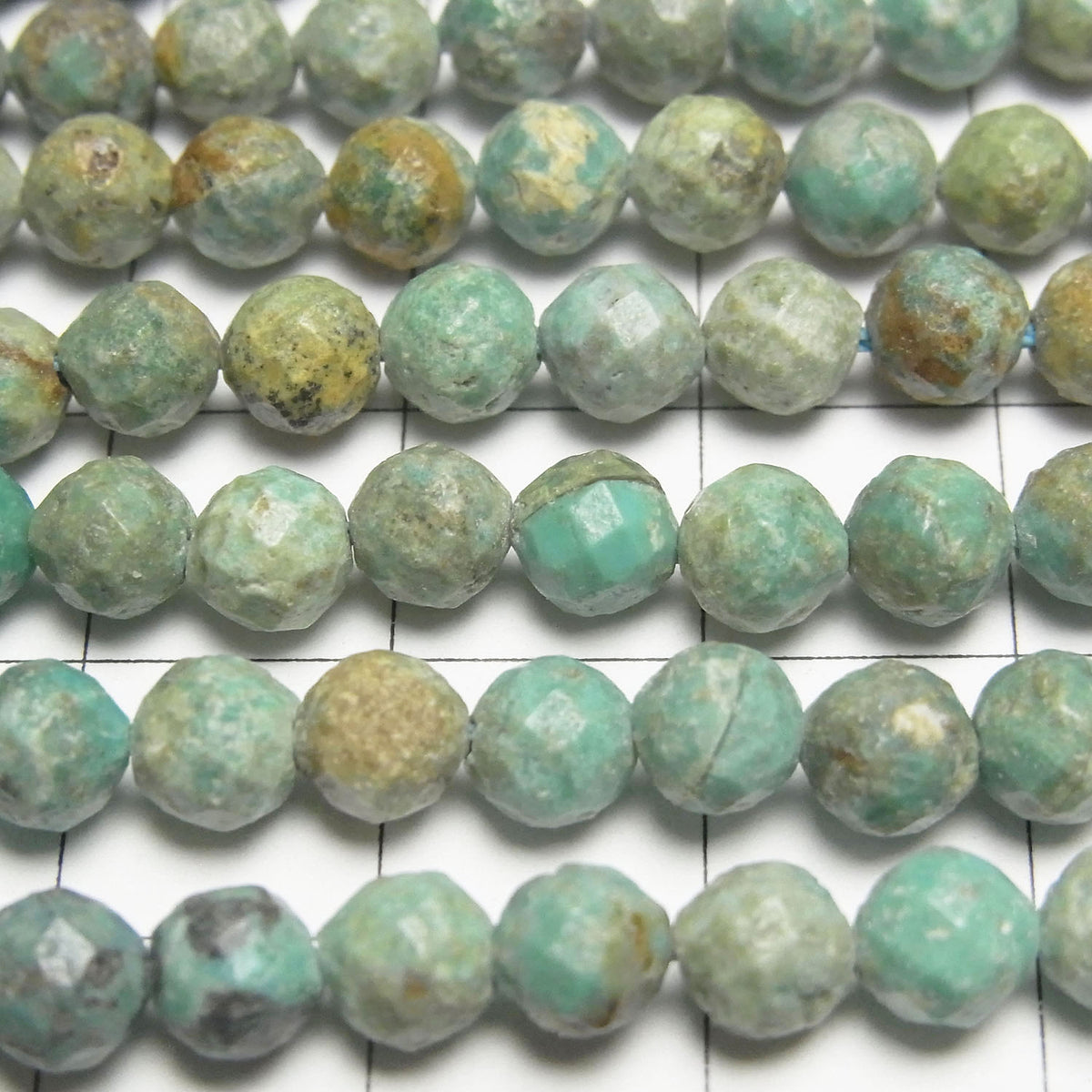 Turquoise facettée AA+ ronde 5,5mm perles demi-fil ou 1 fil (env. 15 pouces/37 cm)