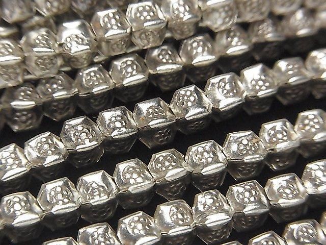 [Video] Karen Silver Flower Pattern Square Rondelle 5x5x4mm 1/4 or 1 strand beads (approx. 16inch/40cm)
