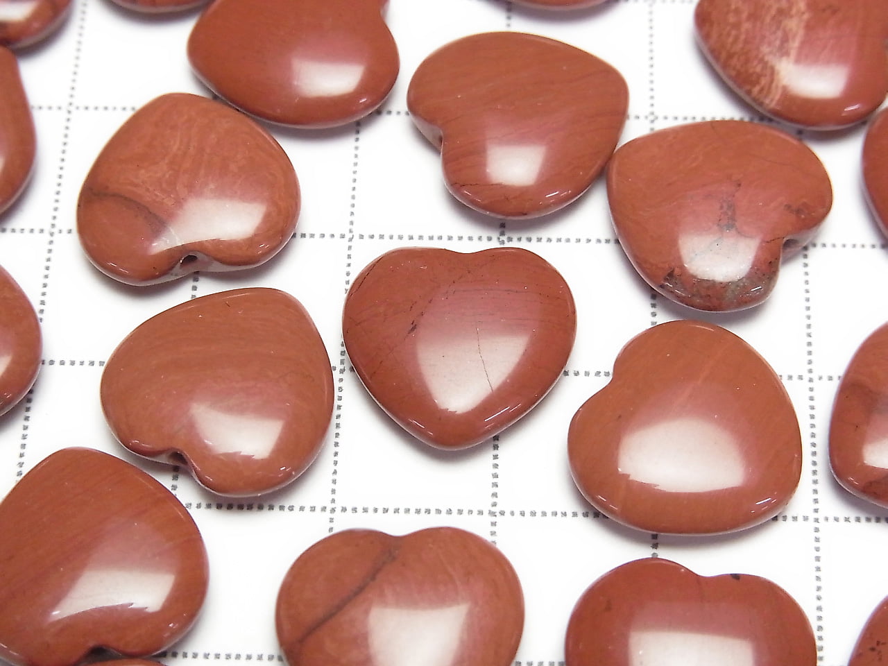 Roter Jaspis halb durchbohrtes Loch Herz 14,5x15x5mm 2 Stück