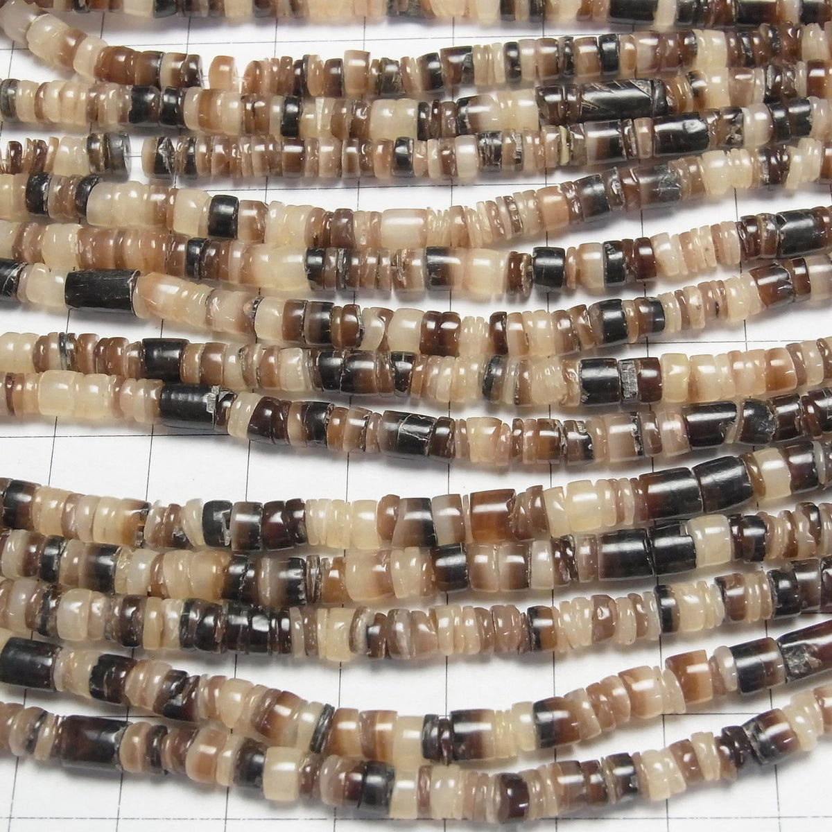 Brown Lip Shell Rondelle (Heishi)5x5x1mm 1strand beads (aprx.24inch/60cm)