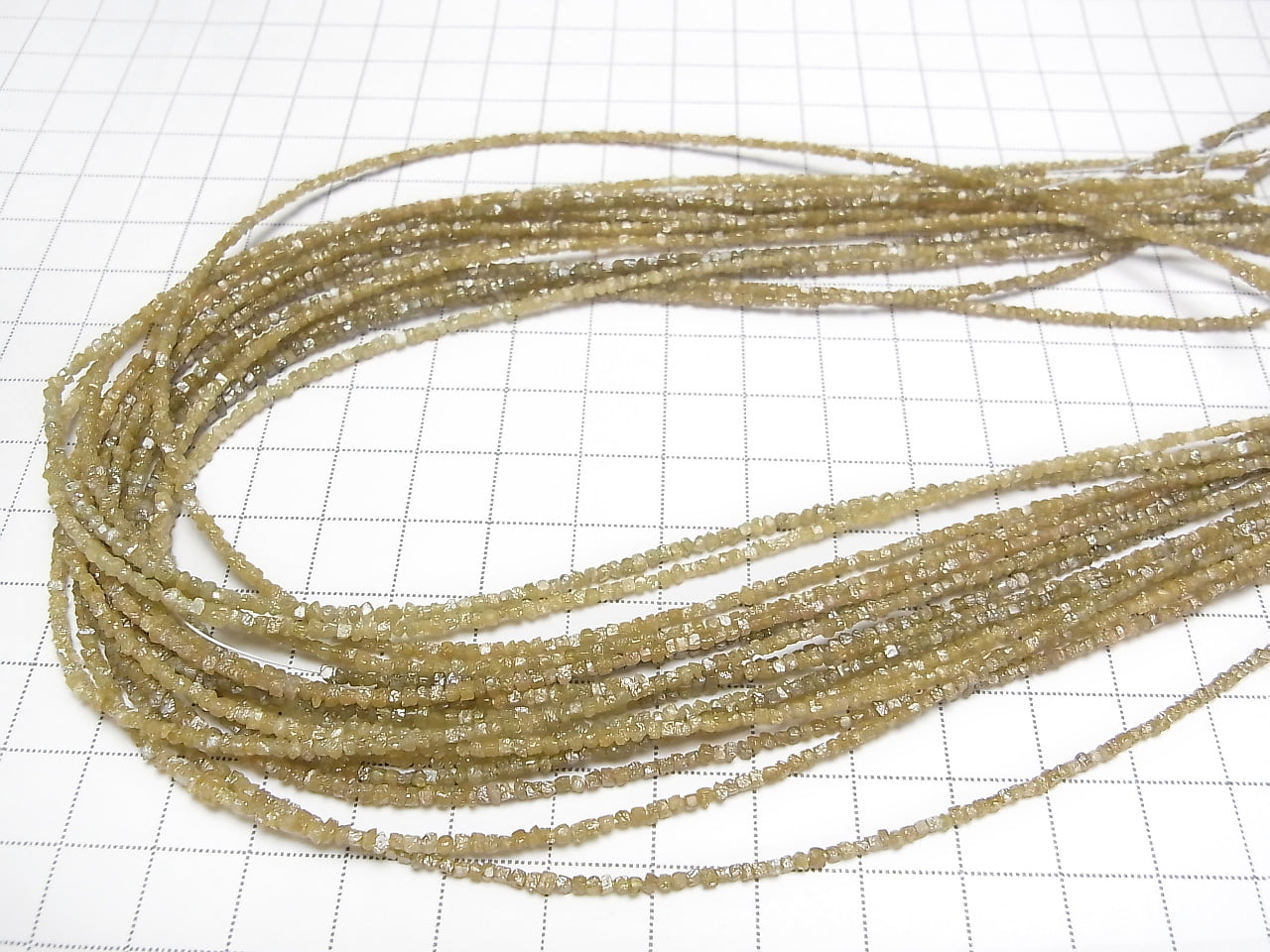 Gelber Diamant Würfelform [Dunkle Farbe] halb oder 1Strang Perlen (ca. 15Zoll/38cm)