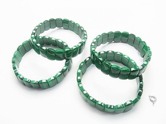 [Video]Malachite AAA- 2-Hole Oval 12x8mm Bracelet