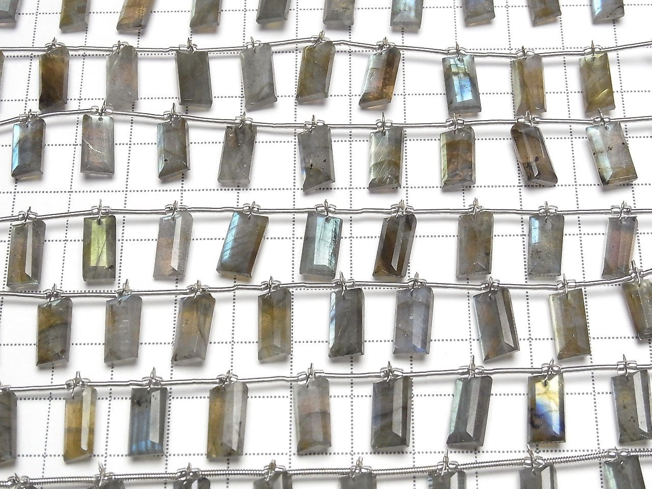 Perles un rang labradorite qualité supérieure AA++ forme rectangulaire à facettes (8 perles)