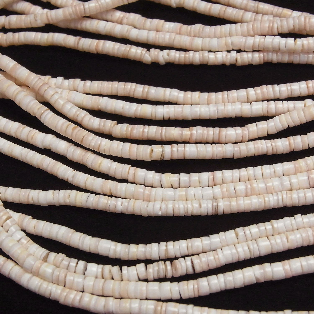 Pink Shell Tube (Heishi)3x3x2mm half or 1strand beads (aprx.23inch/58cm)