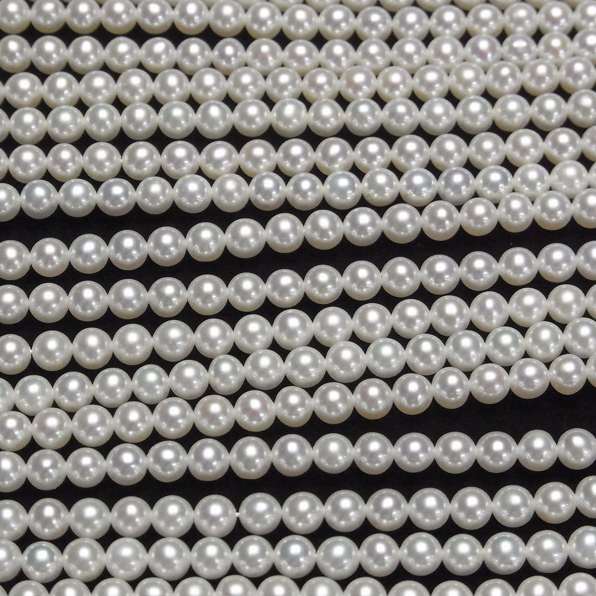 Fresh Water Pearl AAA- Semi Round 4mm White half or 1strand beads (approx. 15 inches/37 cm)