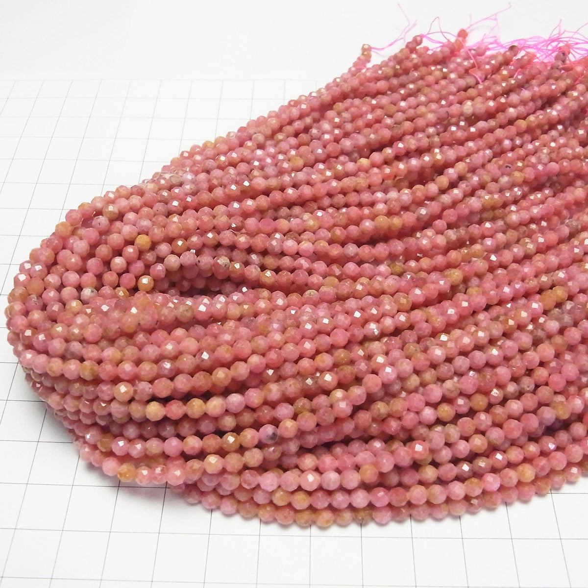High Quality! Rhodonite AA++ Faceted Round 4mm 1strand beads (aprx.15inch / 37cm)