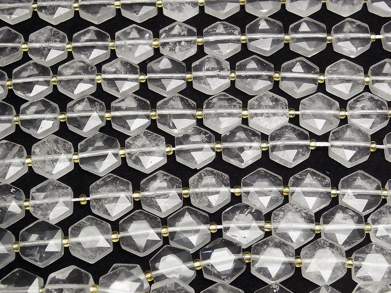 Perles de quartz cristal AA+ taille hexagonale 12x13mm 1 fil (env. 38cm)