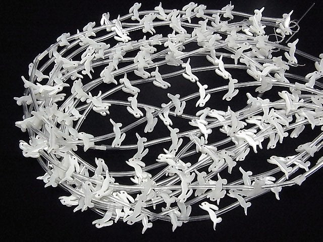 High quality Mother of Pearl MOP AAA White rabbit shape half or 1strand (Approx 18pcs )