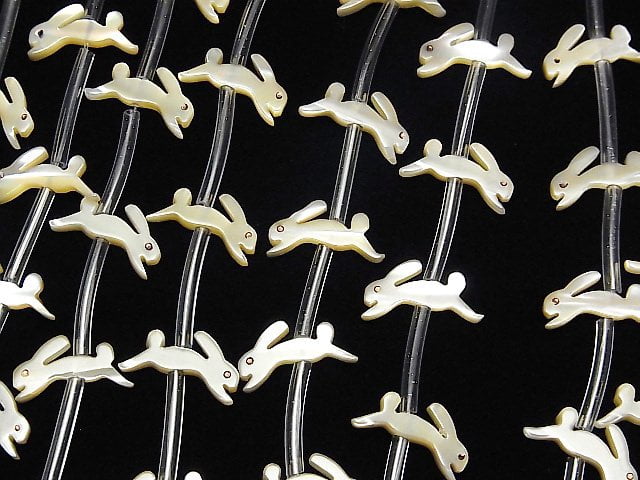 High quality Mother of Pearl MOP AAA Beige rabbit shape half or 1strand (Approx 18pcs )