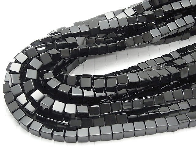 Onyx  Cube 8x8x8mm half or 1strand beads (aprx.15inch/38cm)