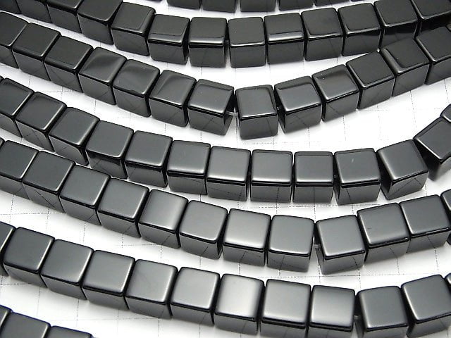 Onyx  Cube 10x10x10mm half or 1strand beads (aprx.15inch/38cm)