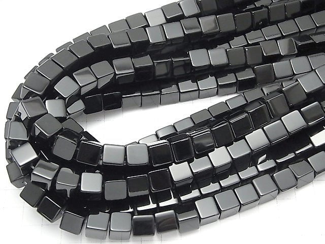 Onyx  Cube 10x10x10mm half or 1strand beads (aprx.15inch/38cm)