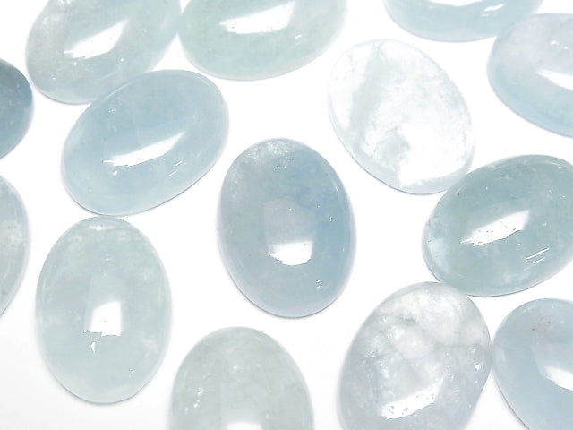 [Video] Namibia Aquamarine AAA- Oval Cabochon 18x13mm 1pc