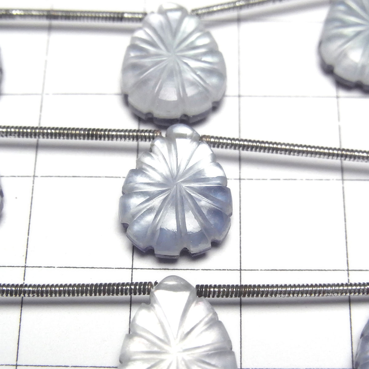 Lapislazuli x White Shell x Crystal Quartz AAA- Pear Shape Carving 1 Strand (5 pcs)