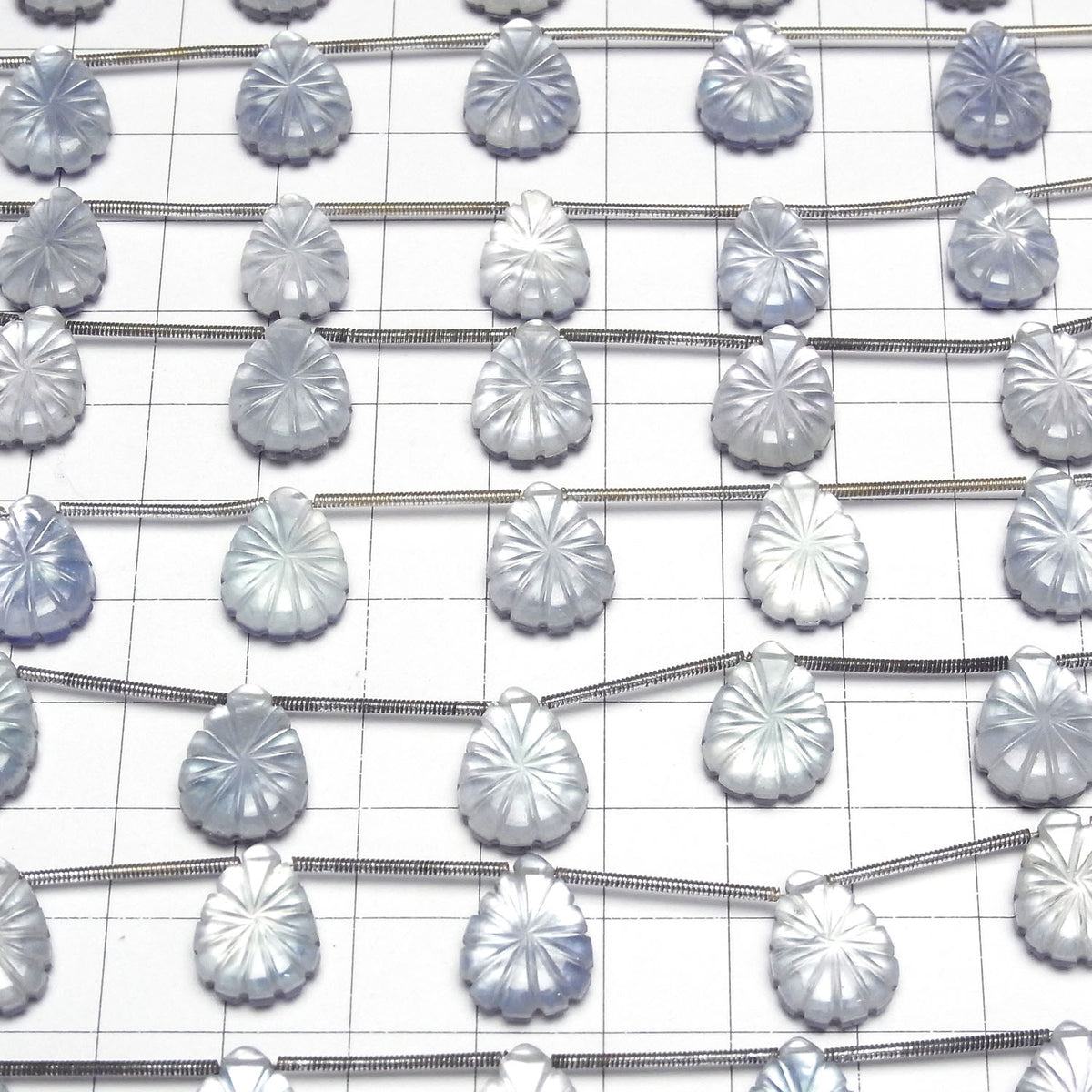 Lapislazuli x White Shell x Crystal Quartz AAA- Pear Shape Carving 1 Strand (5 pcs)